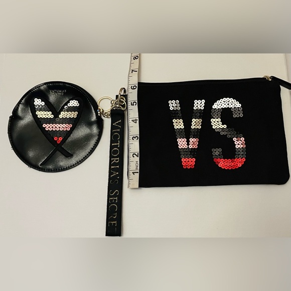 Victoria's Secret Sequins Wristlet+Coin Purse+Keychain NWOT - Picture 5 of 5